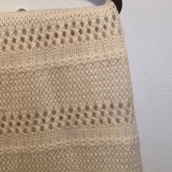 NWOT 360 Cashmere oversized cream scarf - Picture 8 of 8